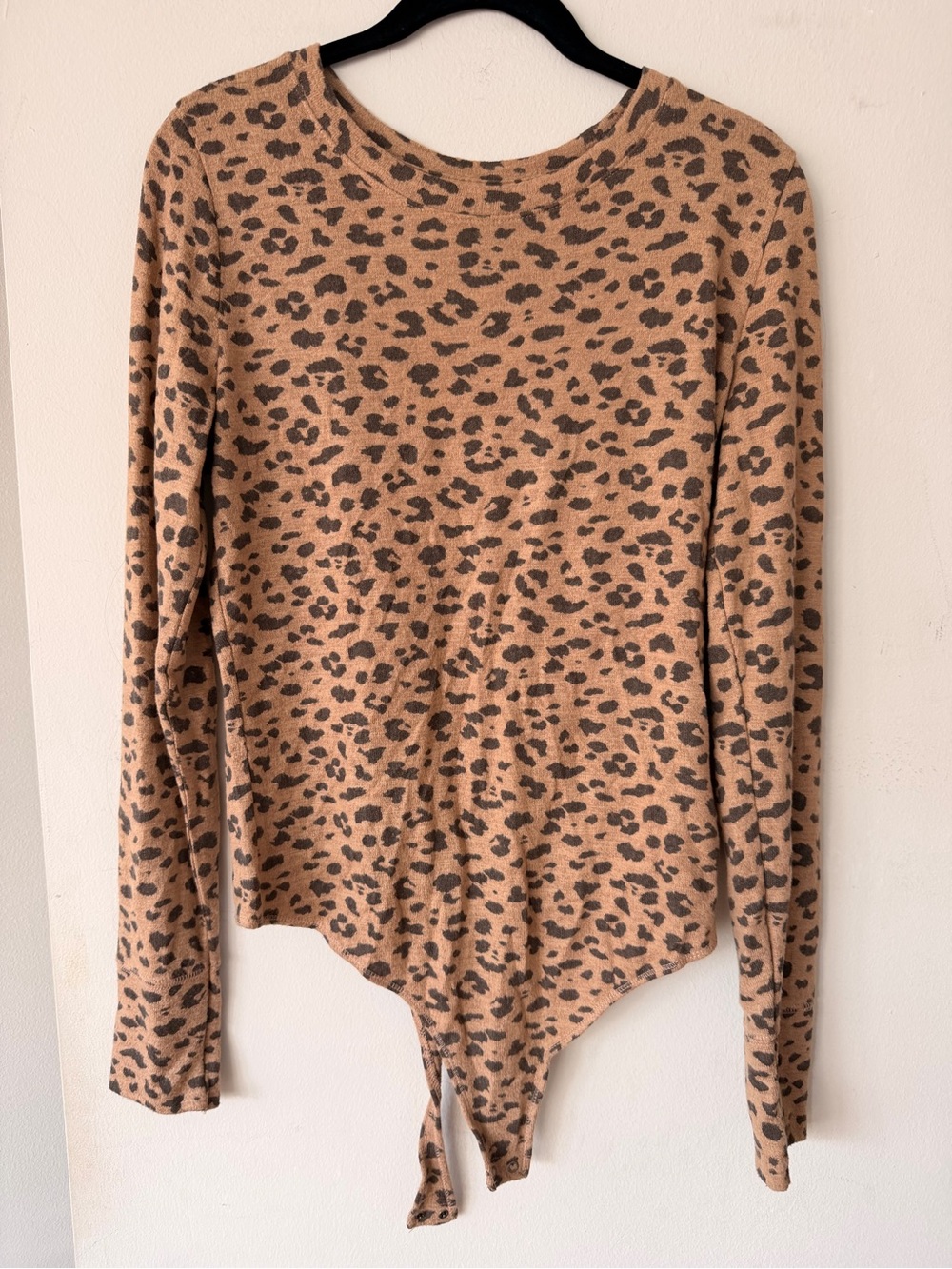 Abercrombie & Fitch Soft & Cozy Leopard Print Long Sleeve Bodysuit